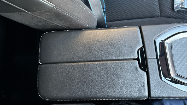 Renault Austral E-Tech FHEV Iconic Esprit Alpine 5dr Auto 4C Hybrid Estate